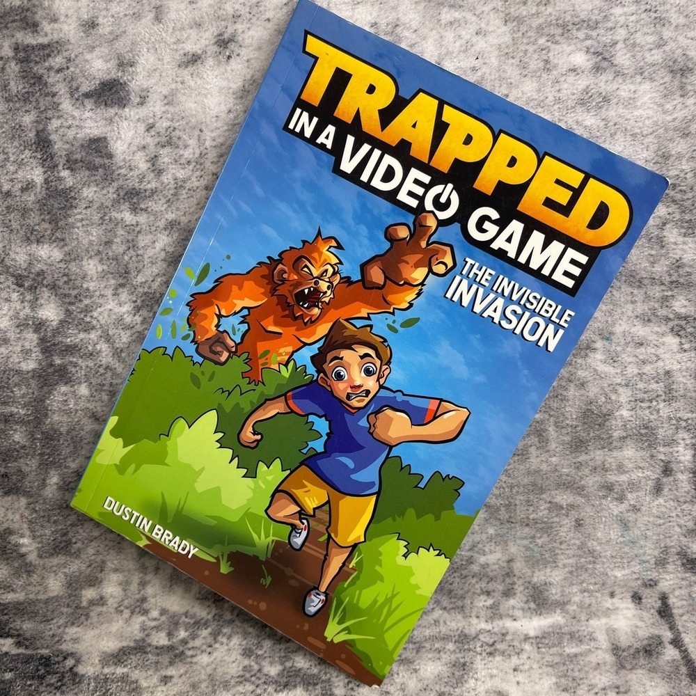 Trapped‎ in a Video Game 2 The Invisible Invasion Blue Paperback Book